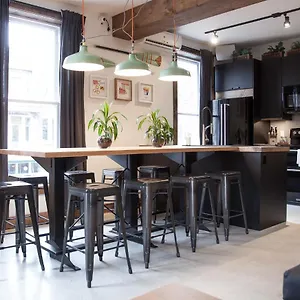 Le Bed & Cocktail - Sur L'avenue Du Mont-royal Montreal