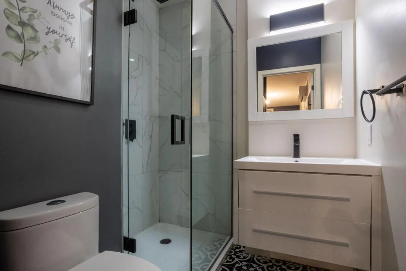 The Urban Haven 4Br In The Heart Of Plateau Mtl Zj5 Apartment Montreal 0*,