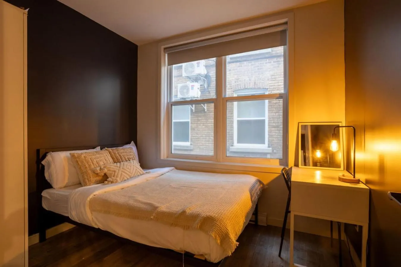 The Urban Haven 4Br In The Heart Of Plateau Mtl Zj5 Apartment Montreal