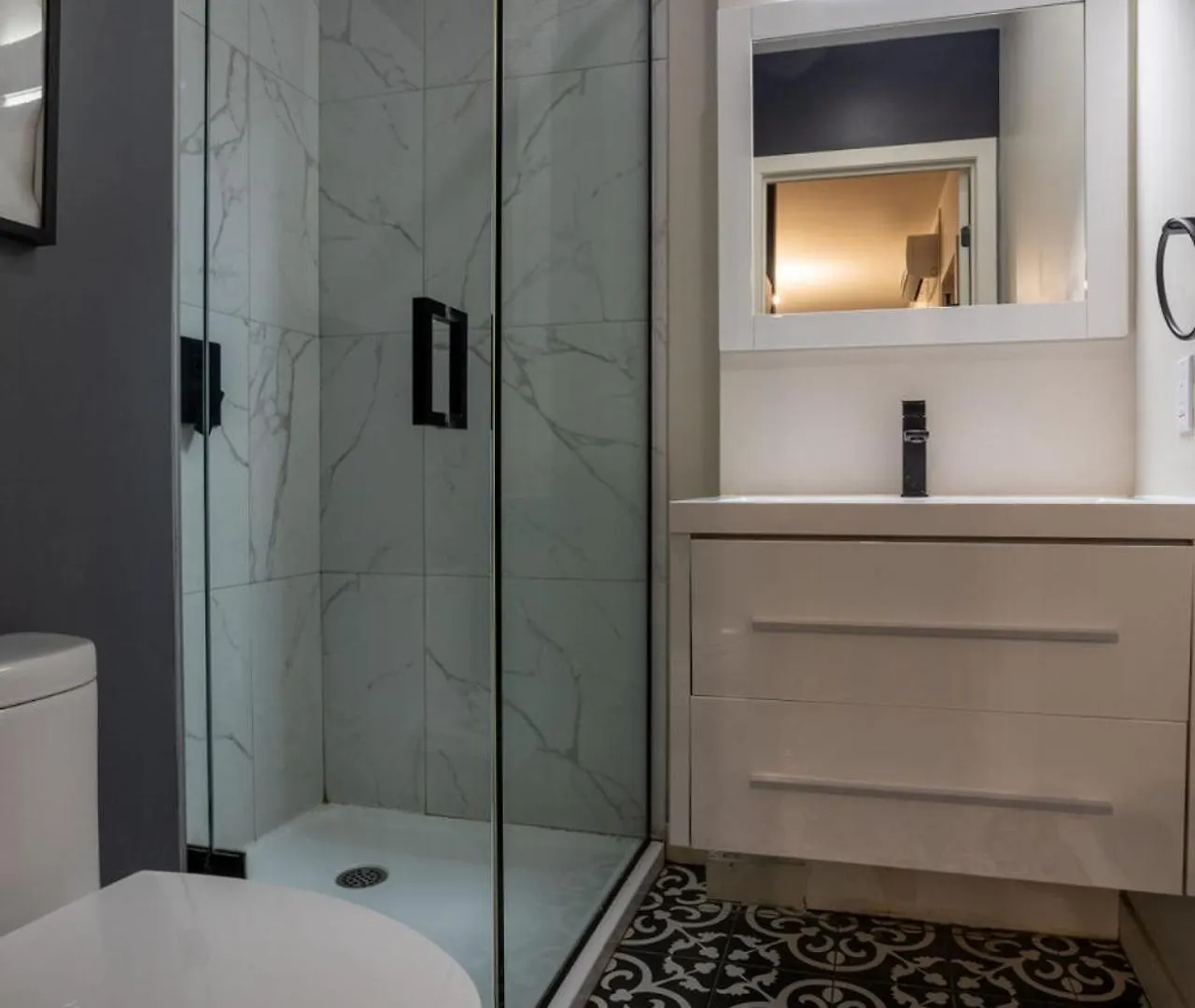 The Urban Haven 4Br In The Heart Of Plateau Mtl Zj5 Apartment Montreal